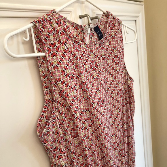 GAP women’s short romper - Picture 3 of 9